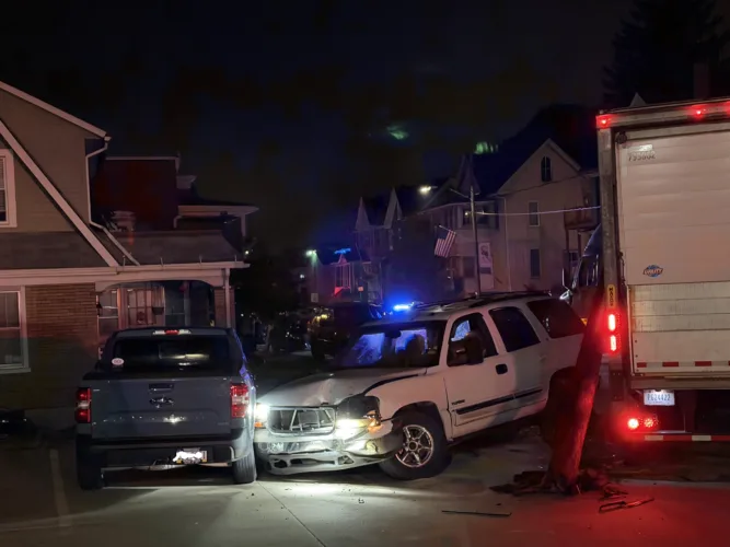 Tractor trailer, SUV crash temporarily closes Allegheny Street in Jersey Shore